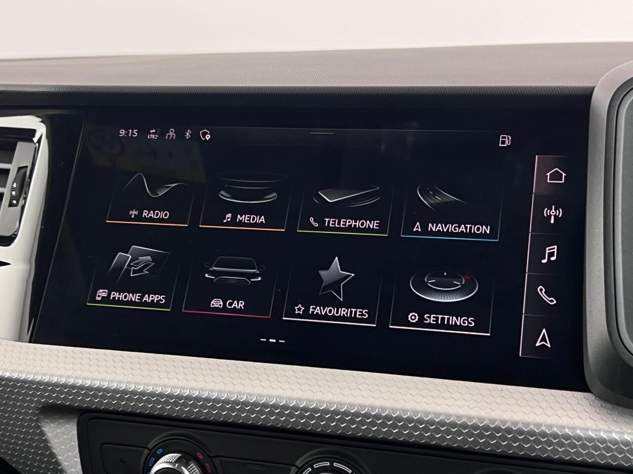 Audi A1 thumbnail Infotainment System