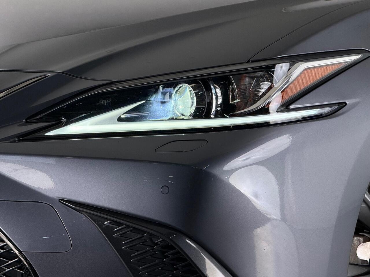 Lexus ES thumbnail Inconclusive