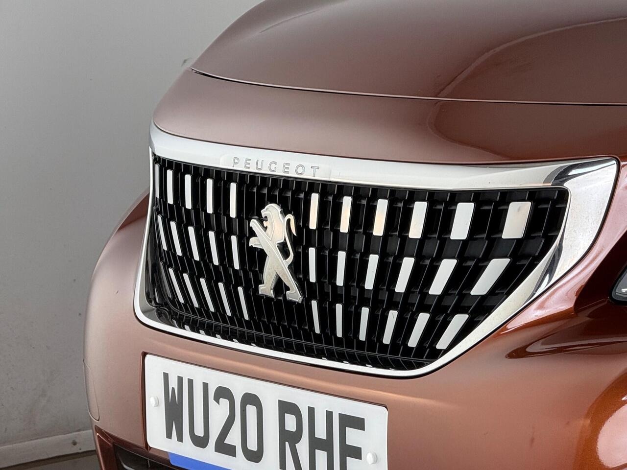 Peugeot 3008 thumbnail Badge Exterior
