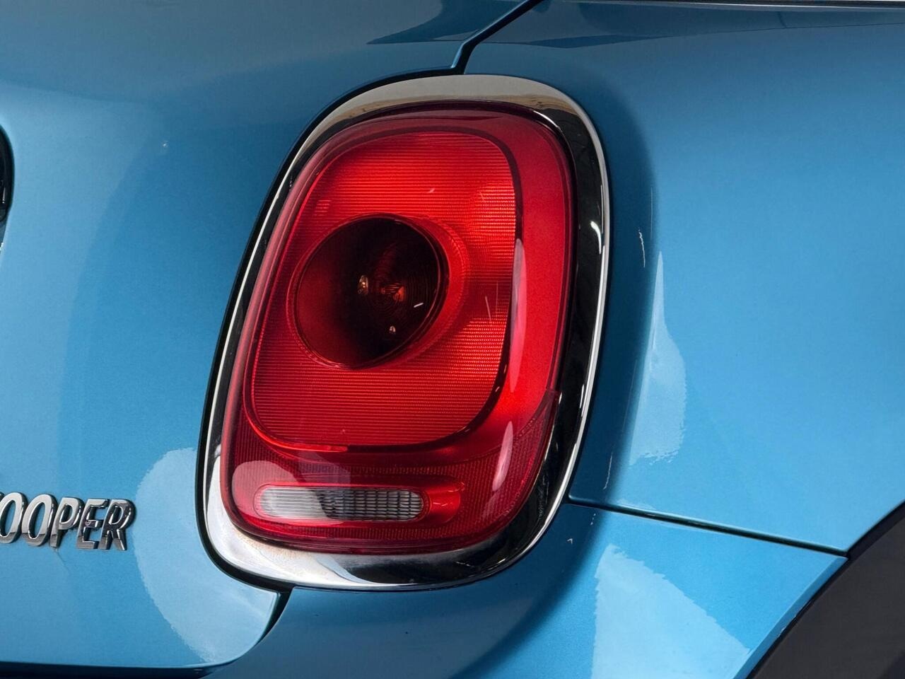 MINI Hatch thumbnail Lights Rear