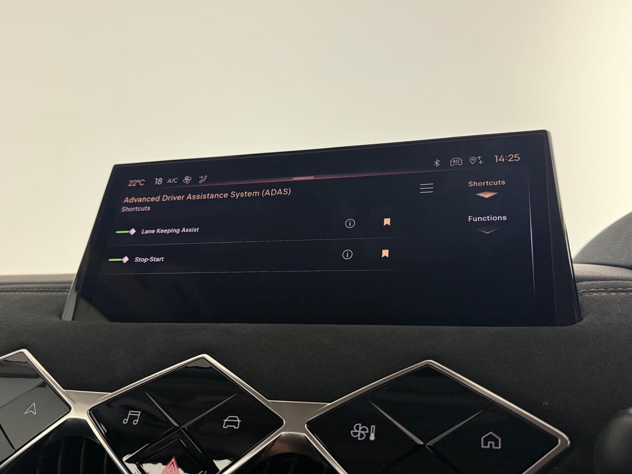 DS AUTOMOBILES DS 3 thumbnail Infotainment System