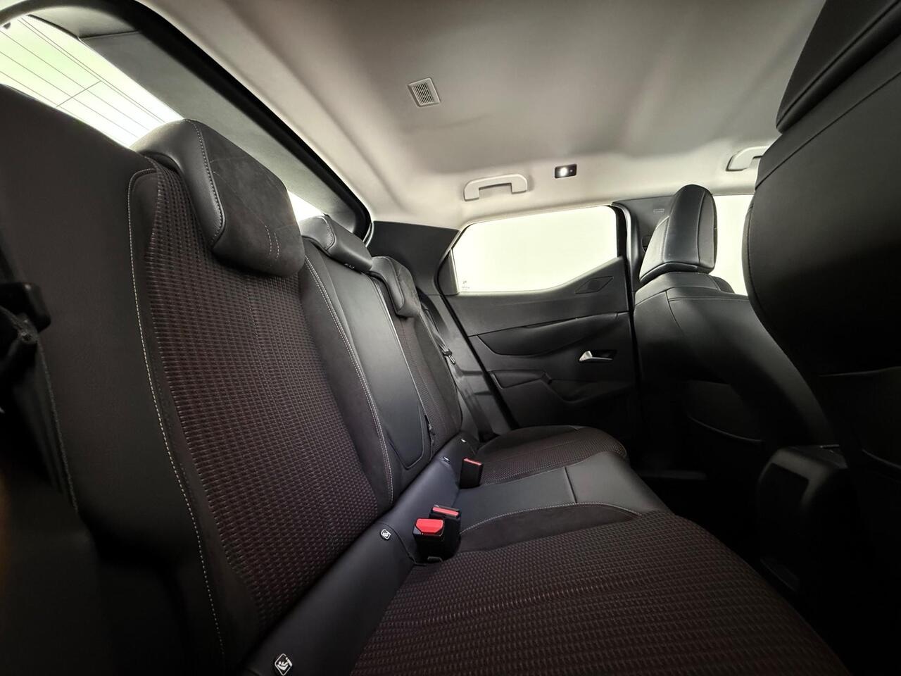 DS AUTOMOBILES DS 3 thumbnail Seats Rear