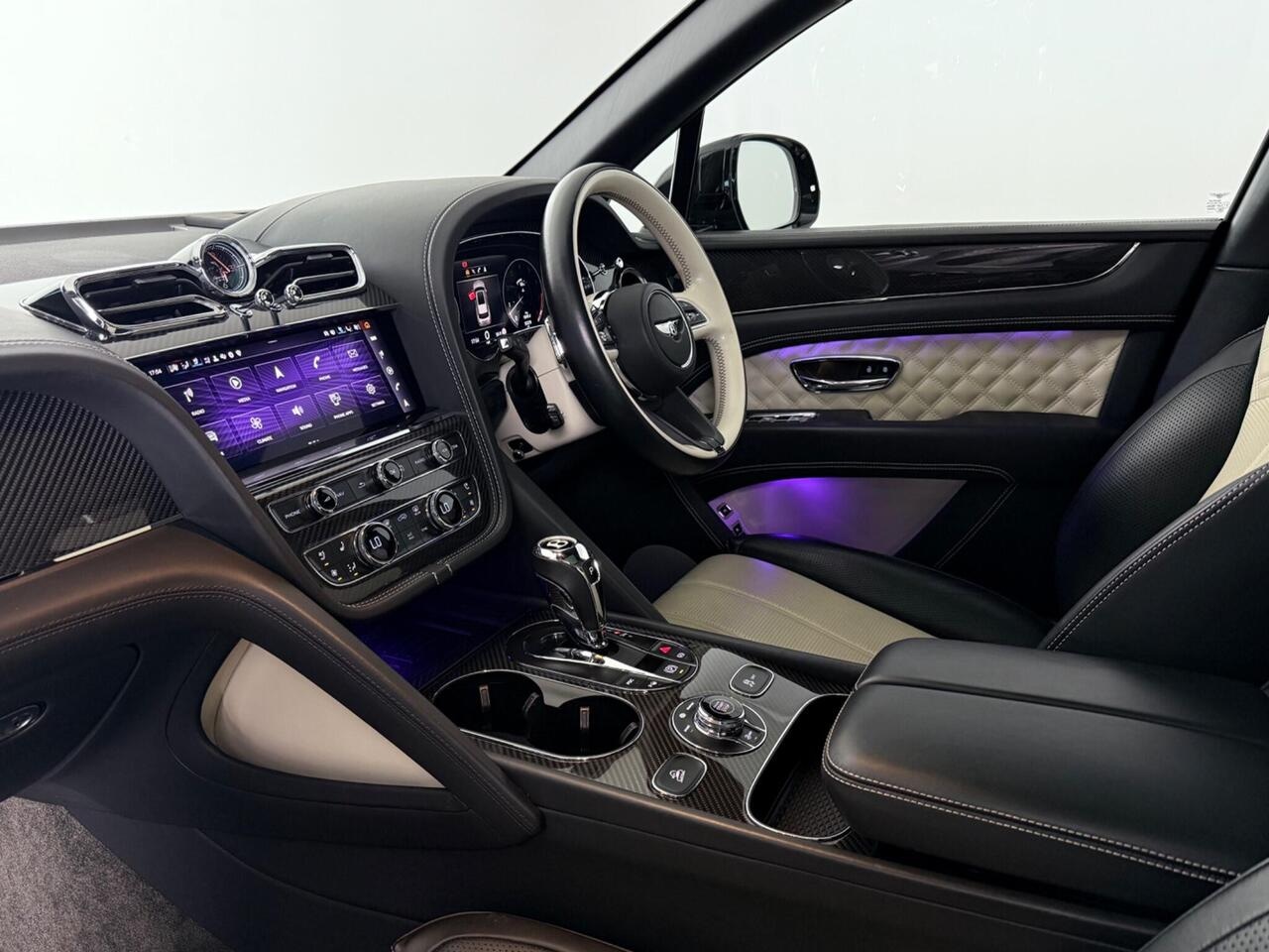 Bentley Bentayga thumbnail Interior Front