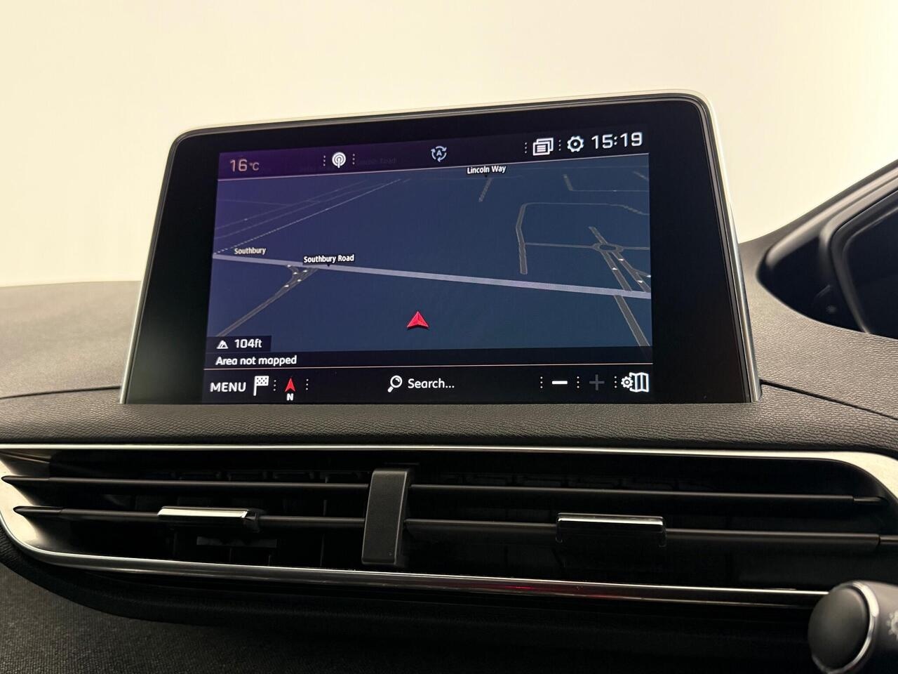 Peugeot 3008 thumbnail Infotainment System