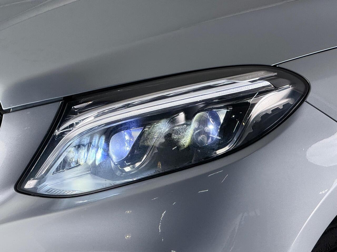 Mercedes-Benz GLE thumbnail Lights Front