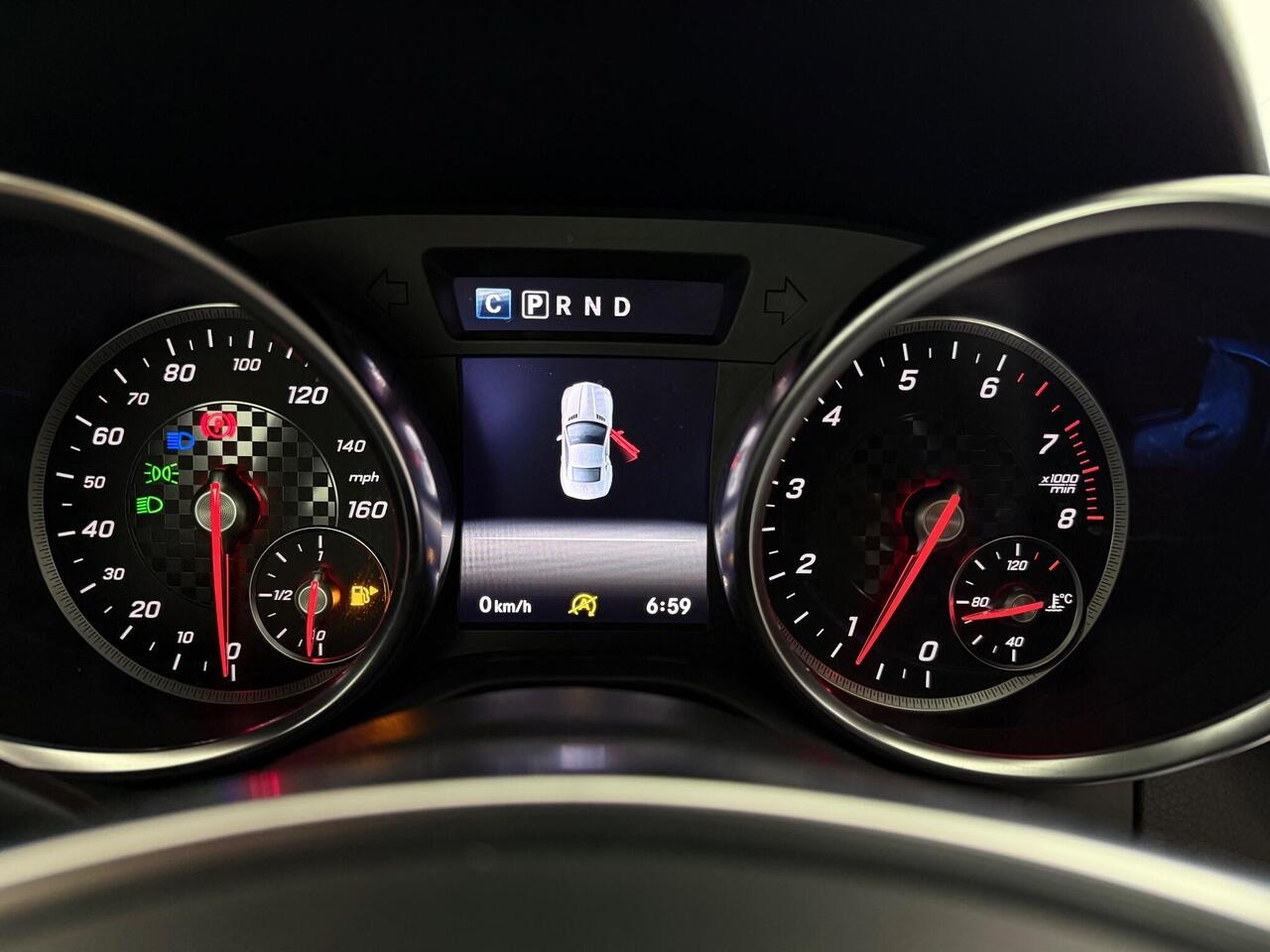 Mercedes-Benz SLC thumbnail Driver Instruments