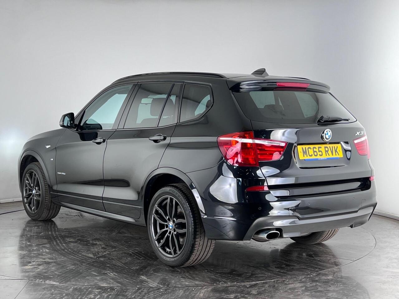 BMW X3 thumbnail Rear Left