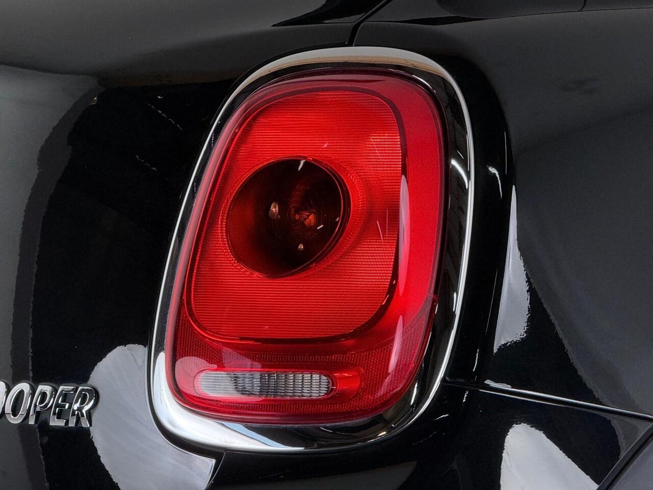 MINI Hatch thumbnail Lights Rear