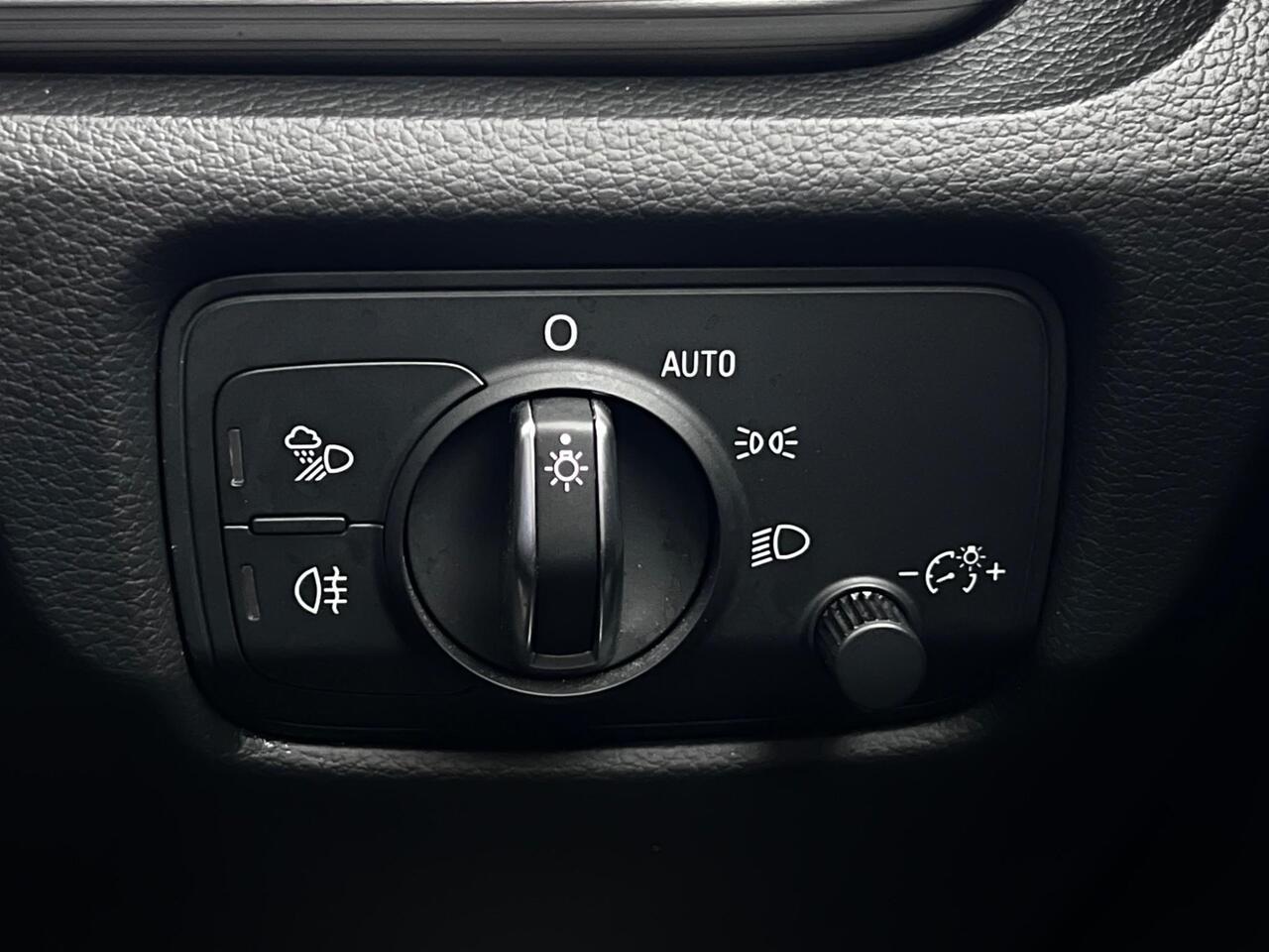 Audi A3 thumbnail Misc Controls
