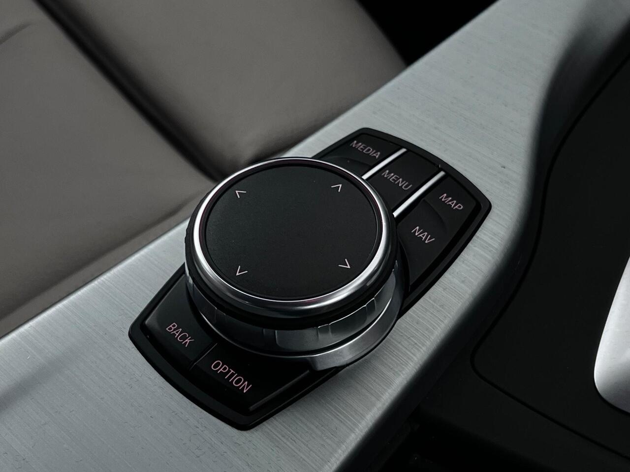 BMW 3 Series thumbnail Misc Controls