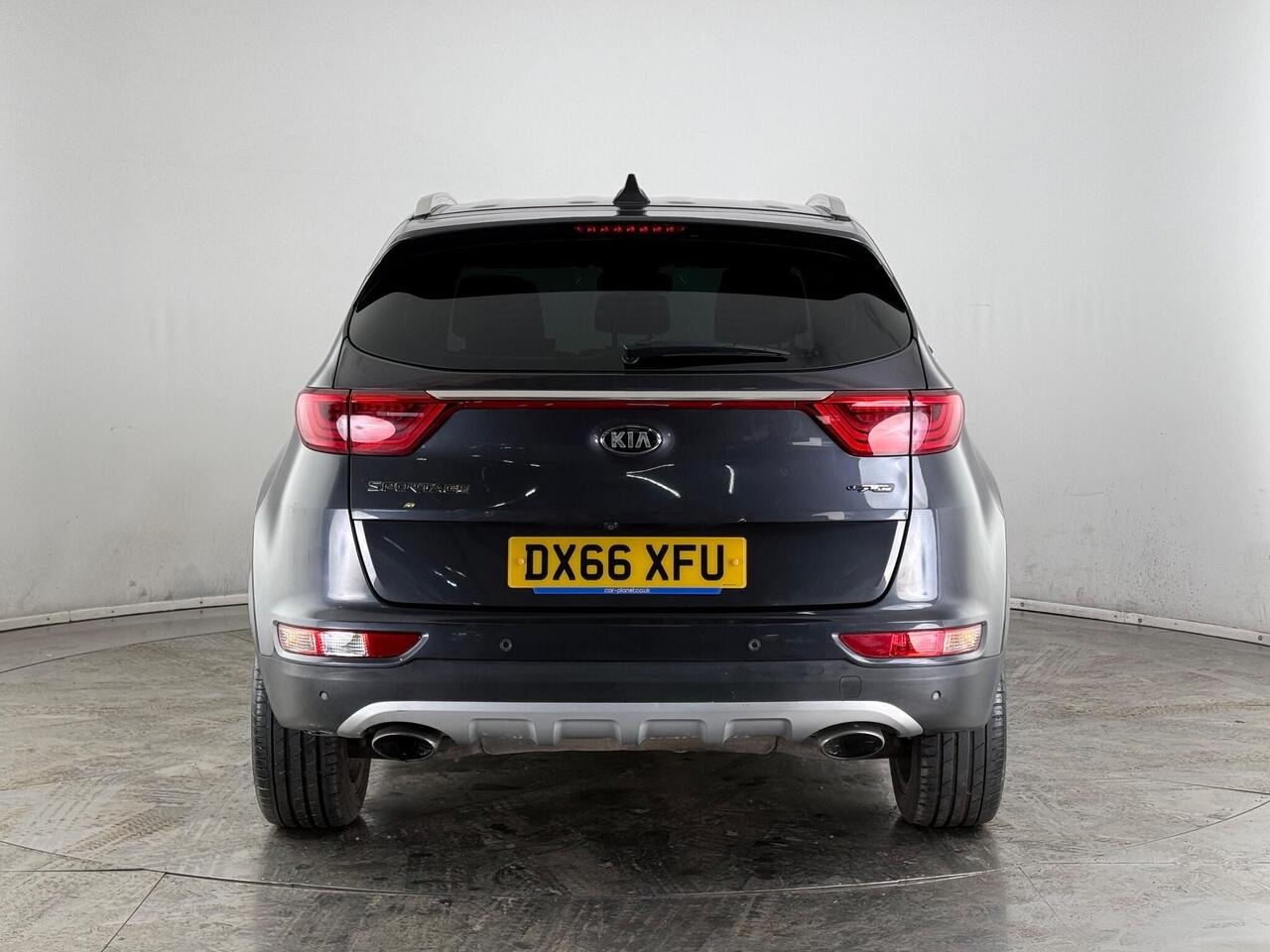 Kia Sportage thumbnail Rear
