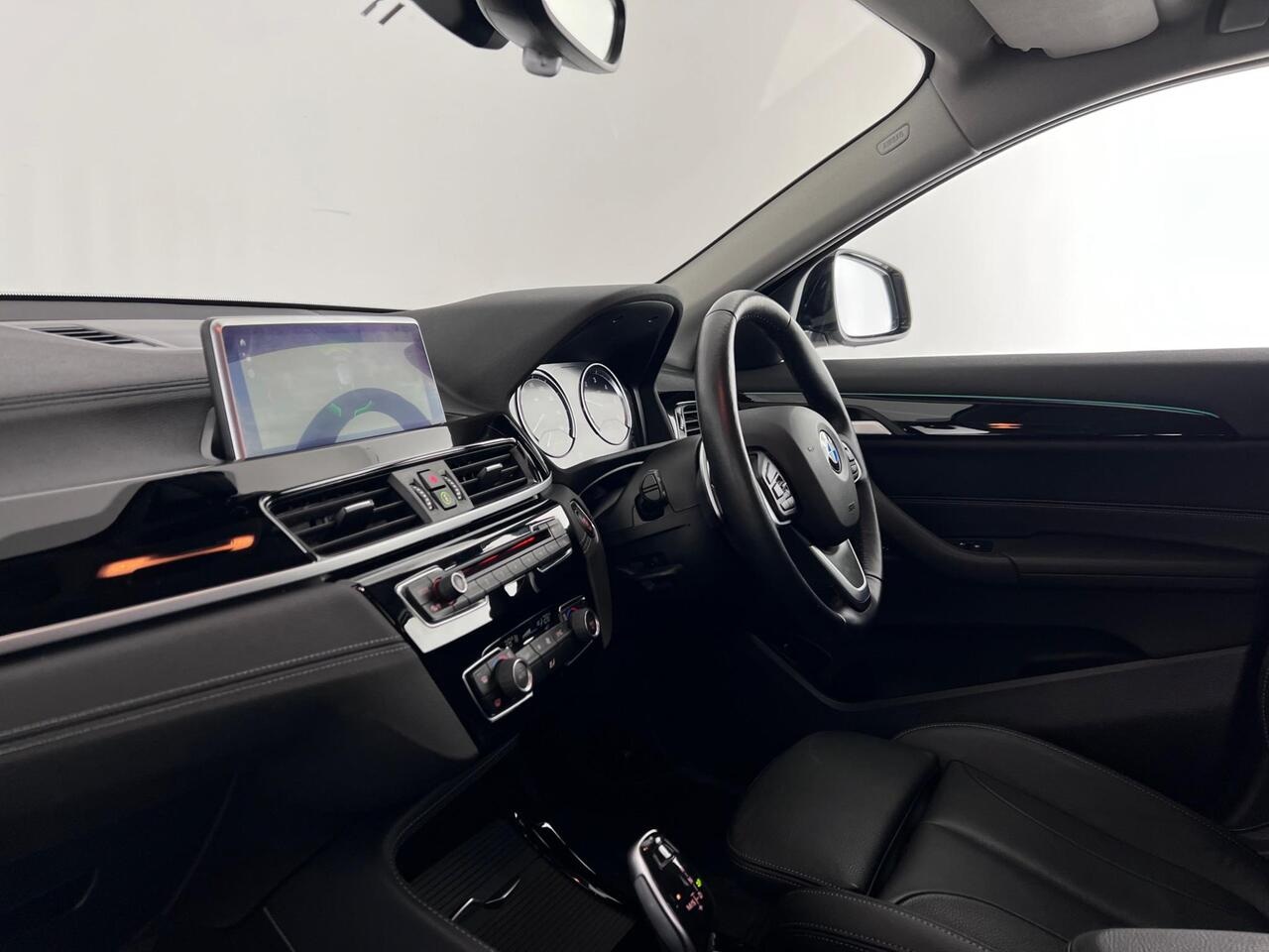 BMW X2 thumbnail Interior Front