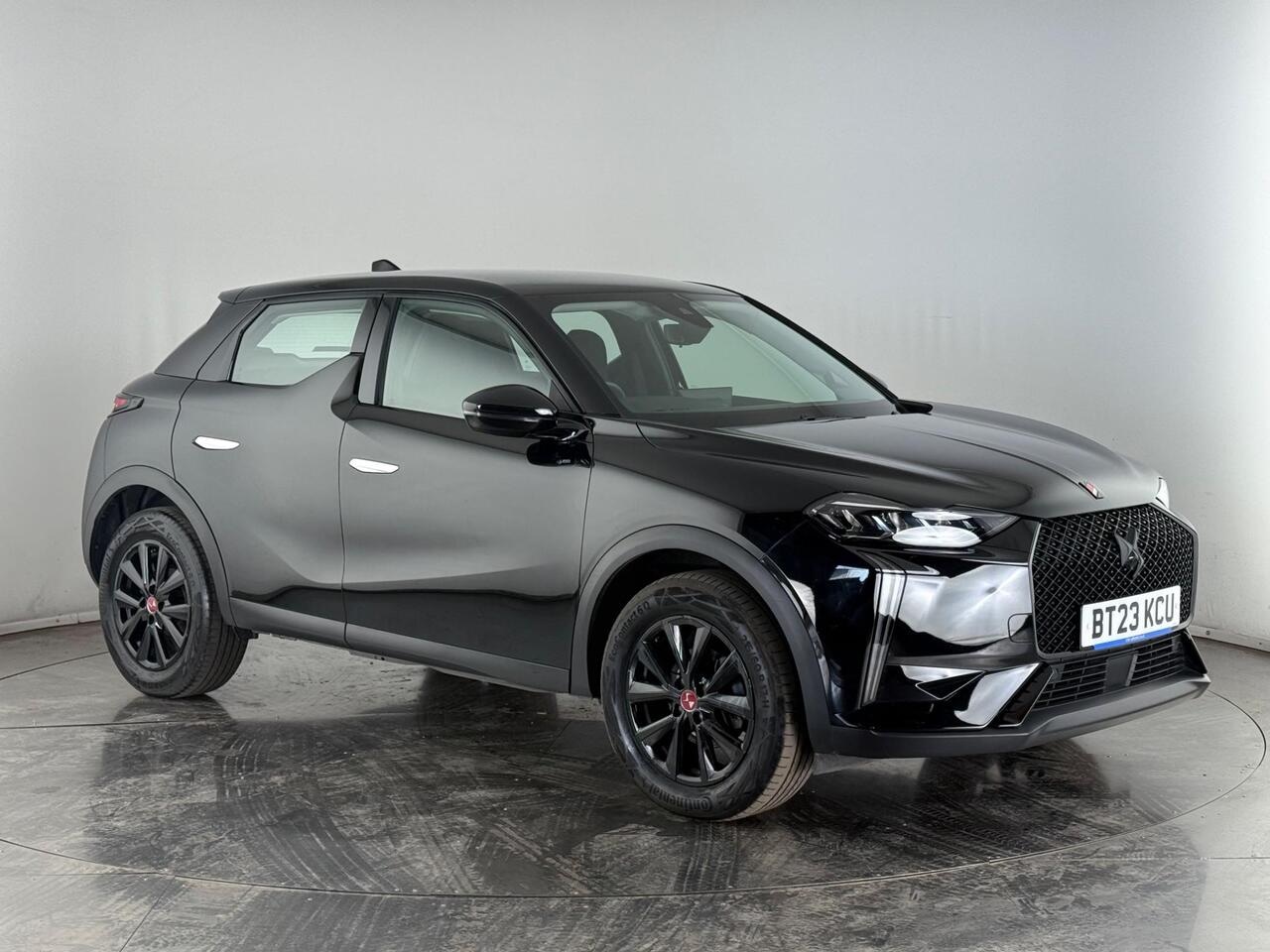 DS AUTOMOBILES DS 3 thumbnail Front Right