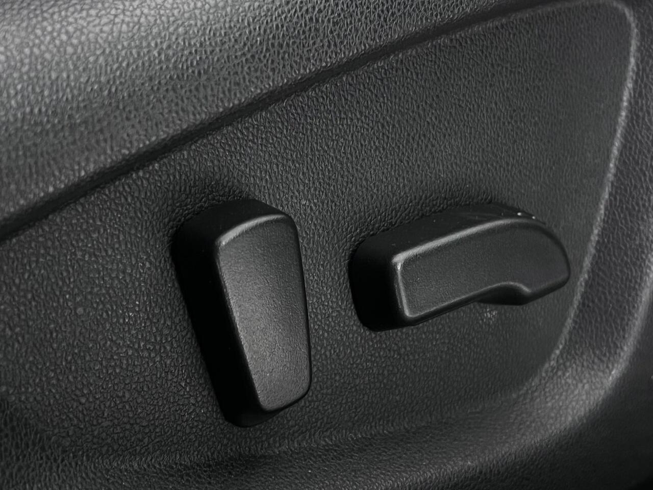 Renault Kadjar thumbnail Misc Controls