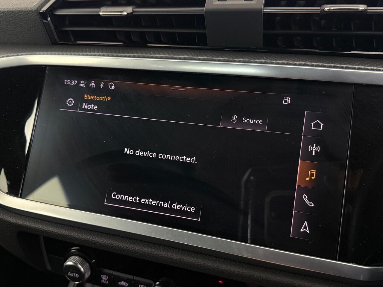 Audi Q3 thumbnail Infotainment System