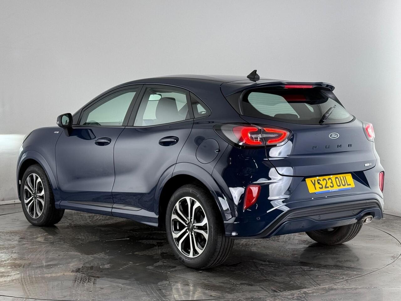 Ford Puma thumbnail Rear Left