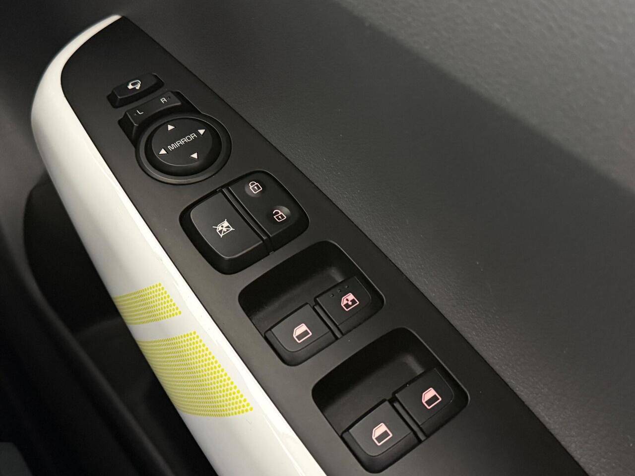 Kia Picanto thumbnail Misc Controls