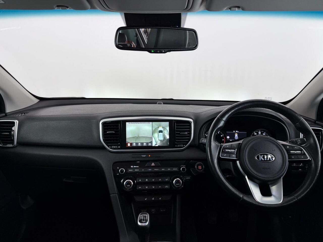 Kia Sportage thumbnail Interior Front