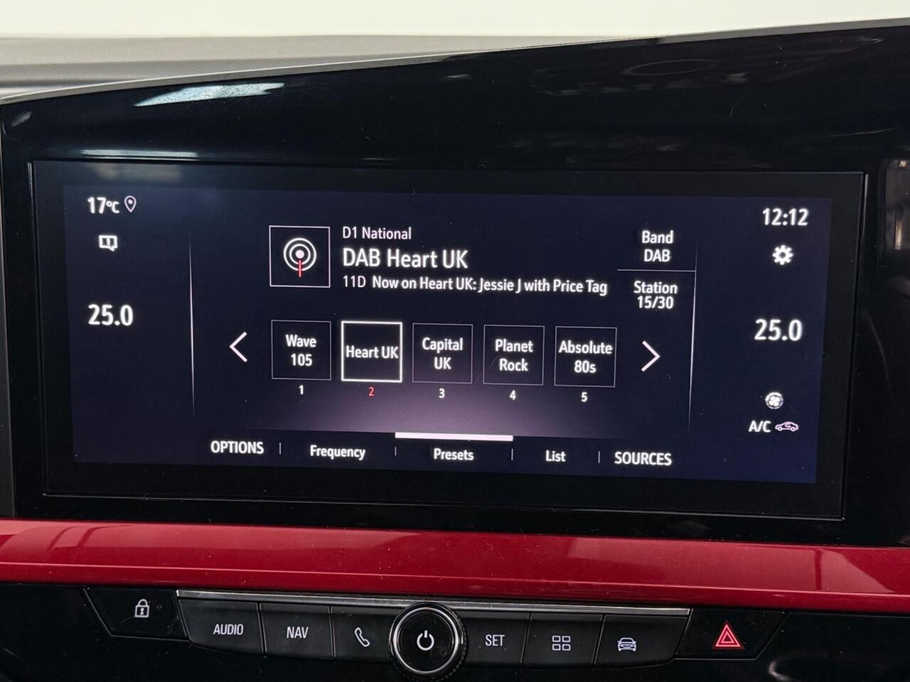 Vauxhall Mokka thumbnail Infotainment System
