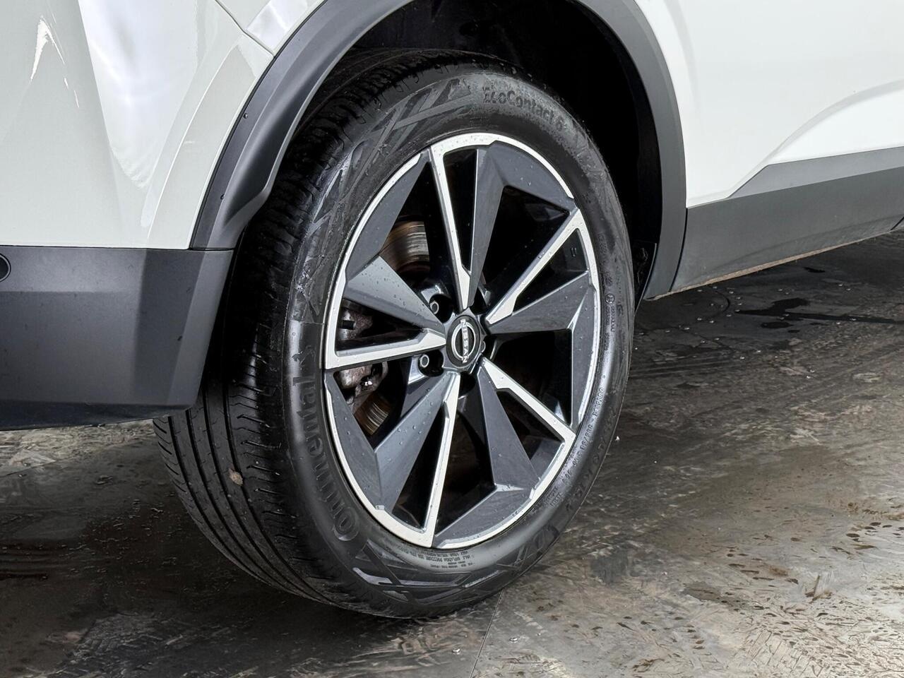 Nissan Qashqai thumbnail Wheel