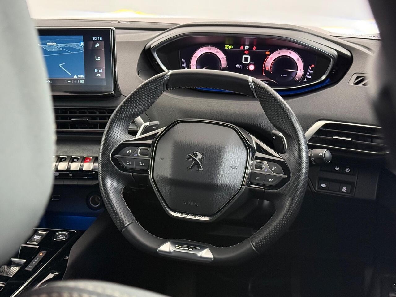 Peugeot 3008 thumbnail Steering Wheel