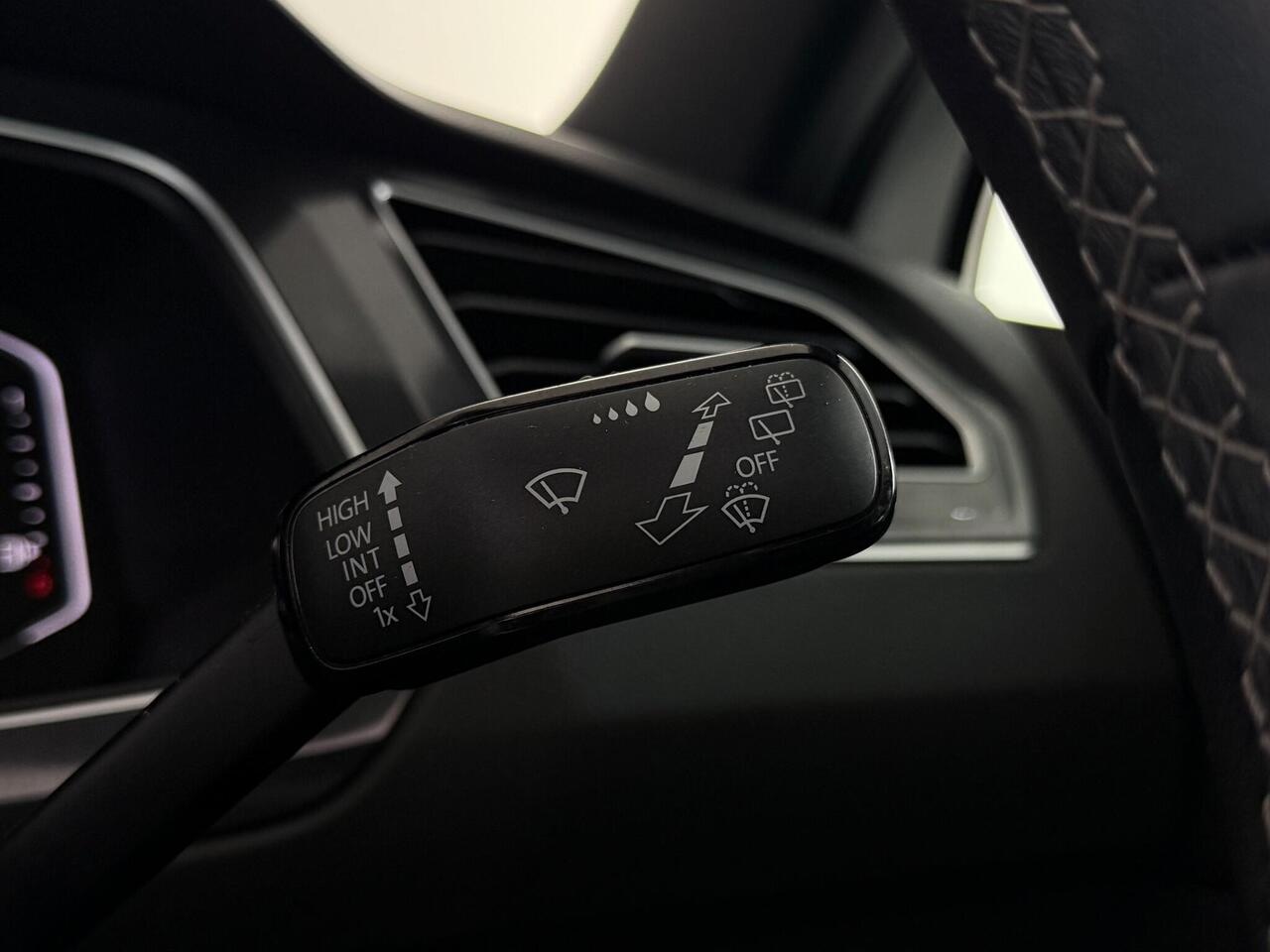 Volkswagen Tiguan thumbnail Misc Controls