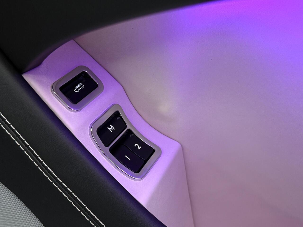 Bentley Bentayga thumbnail Misc Controls