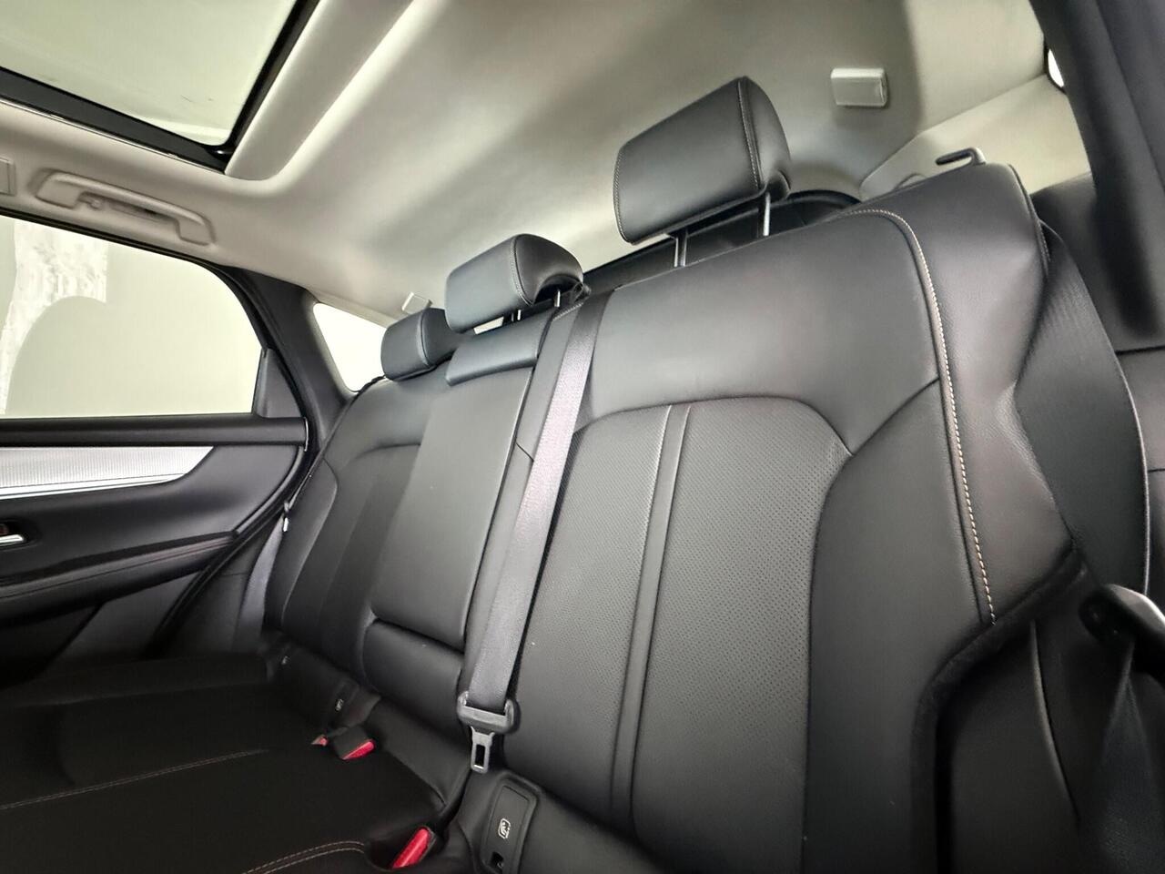 Mazda CX-60 thumbnail Seats Rear
