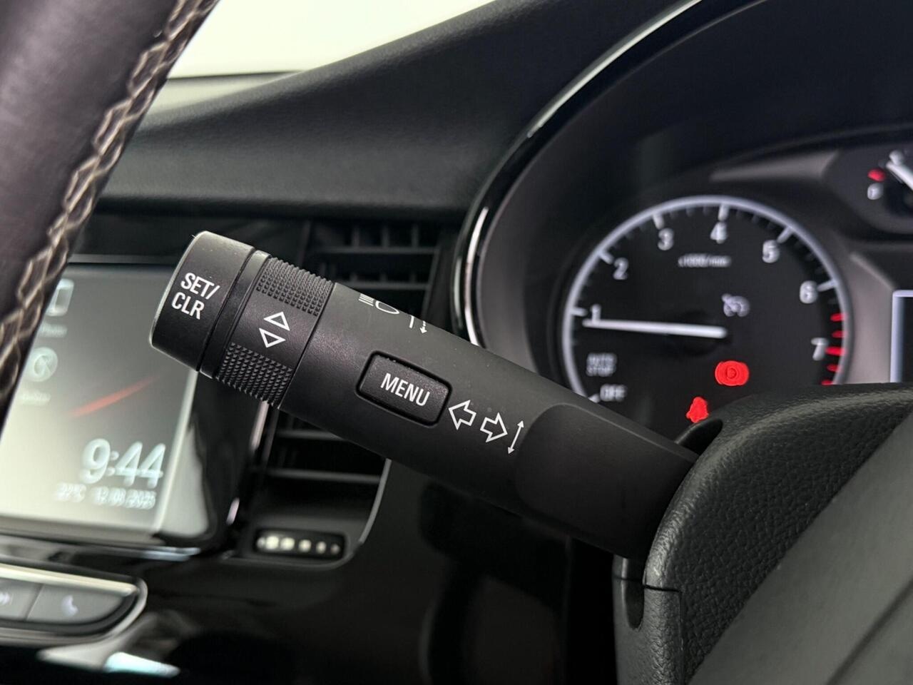 Vauxhall Mokka X thumbnail Misc Controls