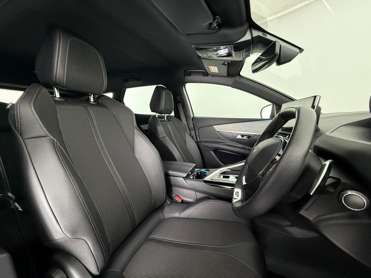 Peugeot 3008 thumbnail Seat Driver