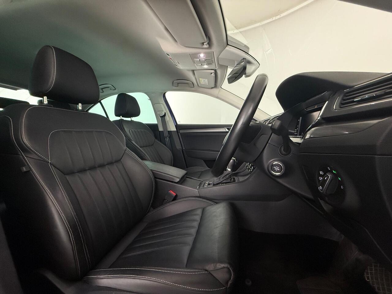 Skoda Superb thumbnail Seat Driver