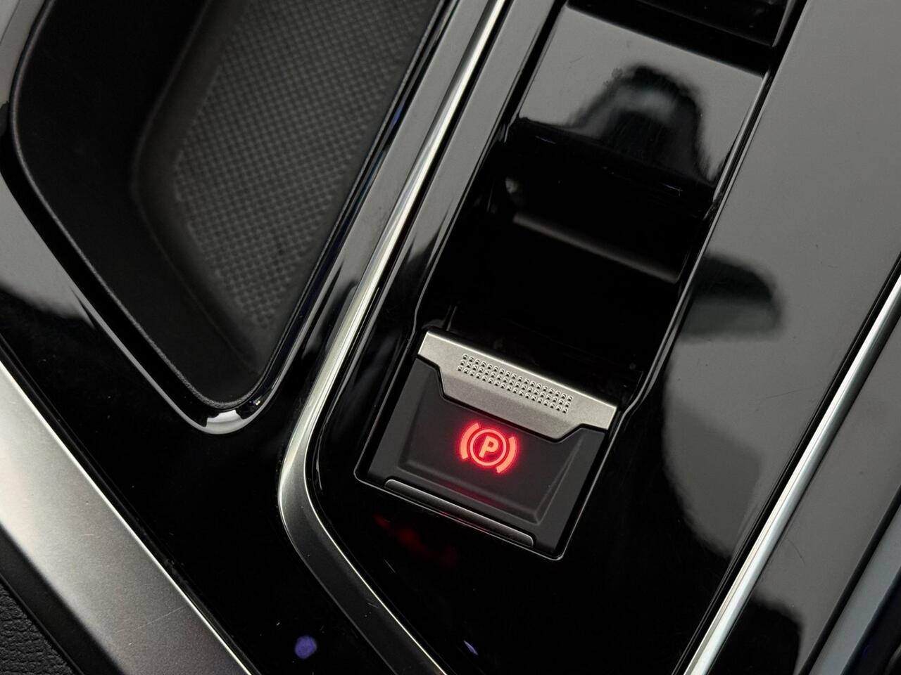 Peugeot 3008 thumbnail Misc Controls