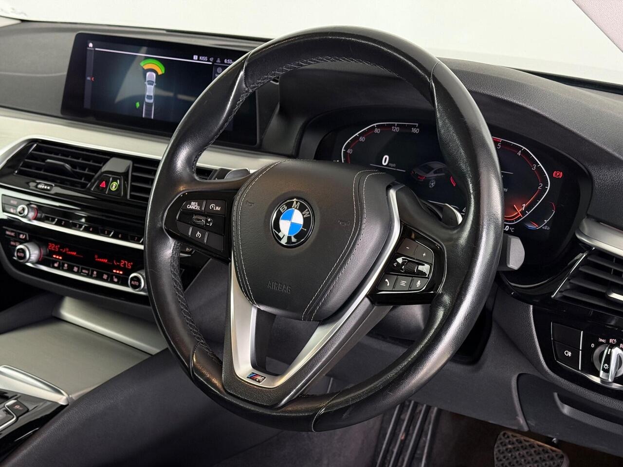 BMW 5 Series thumbnail Steering Wheel