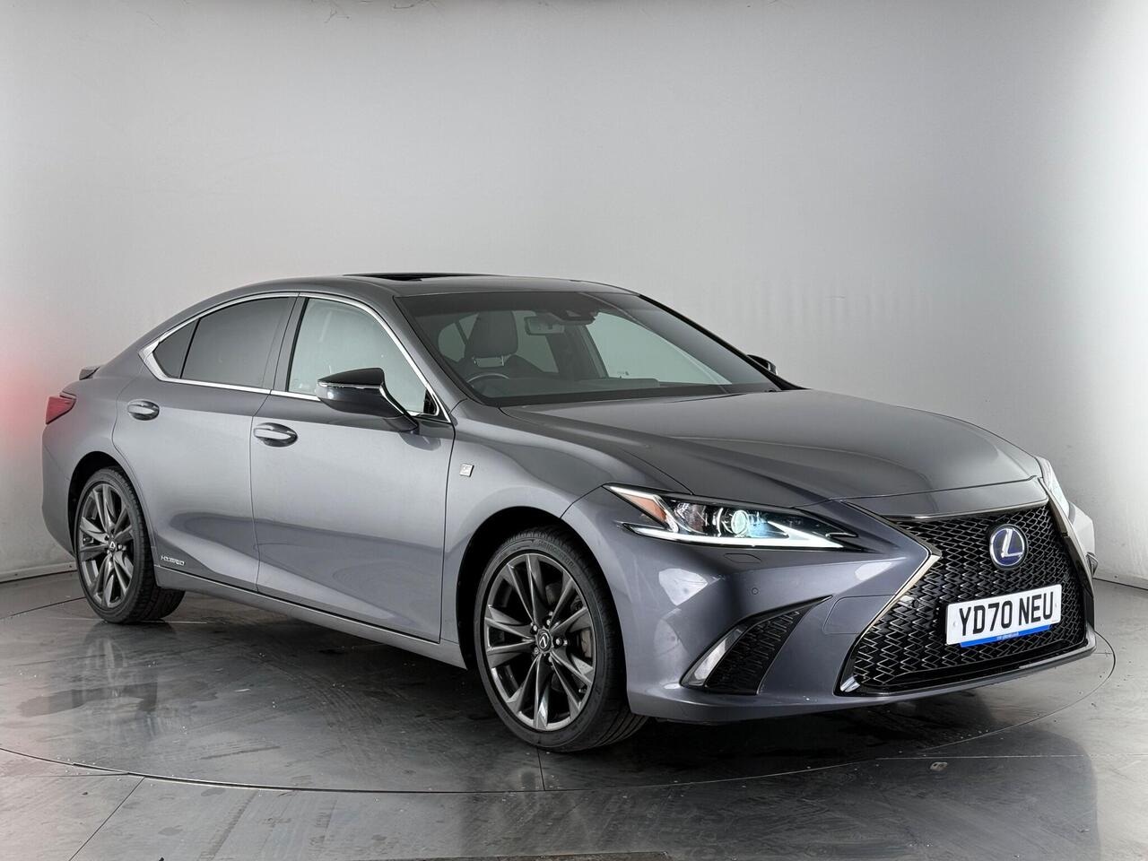 Lexus ES thumbnail Front Right