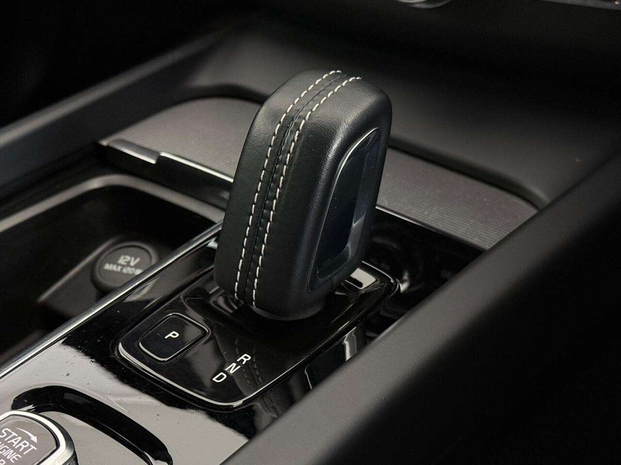 Volvo XC60 thumbnail Interior Front