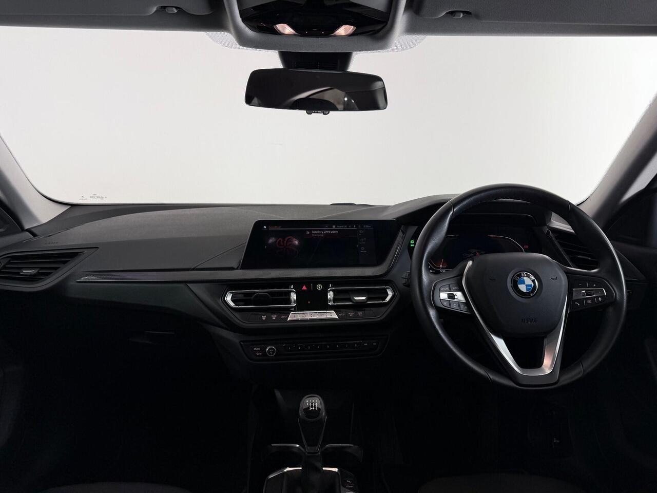 BMW 2 Series Gran Coupe thumbnail Interior Front