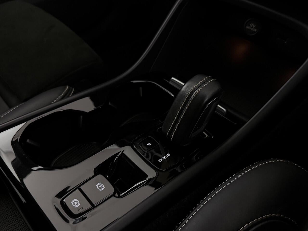 Volvo XC40 thumbnail Interior Front