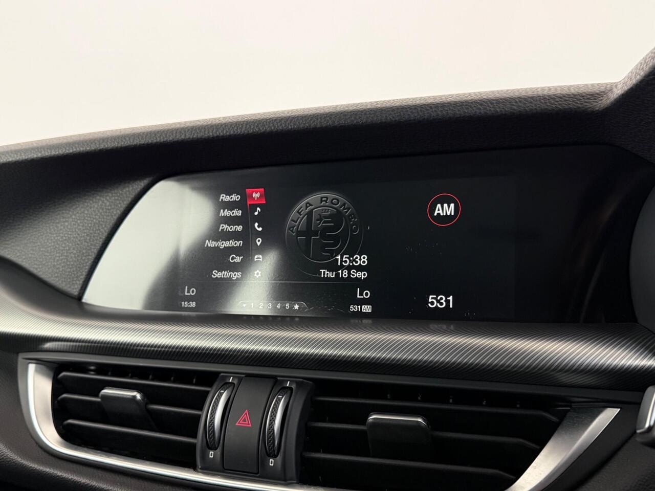 Alfa Romeo Stelvio thumbnail Infotainment System