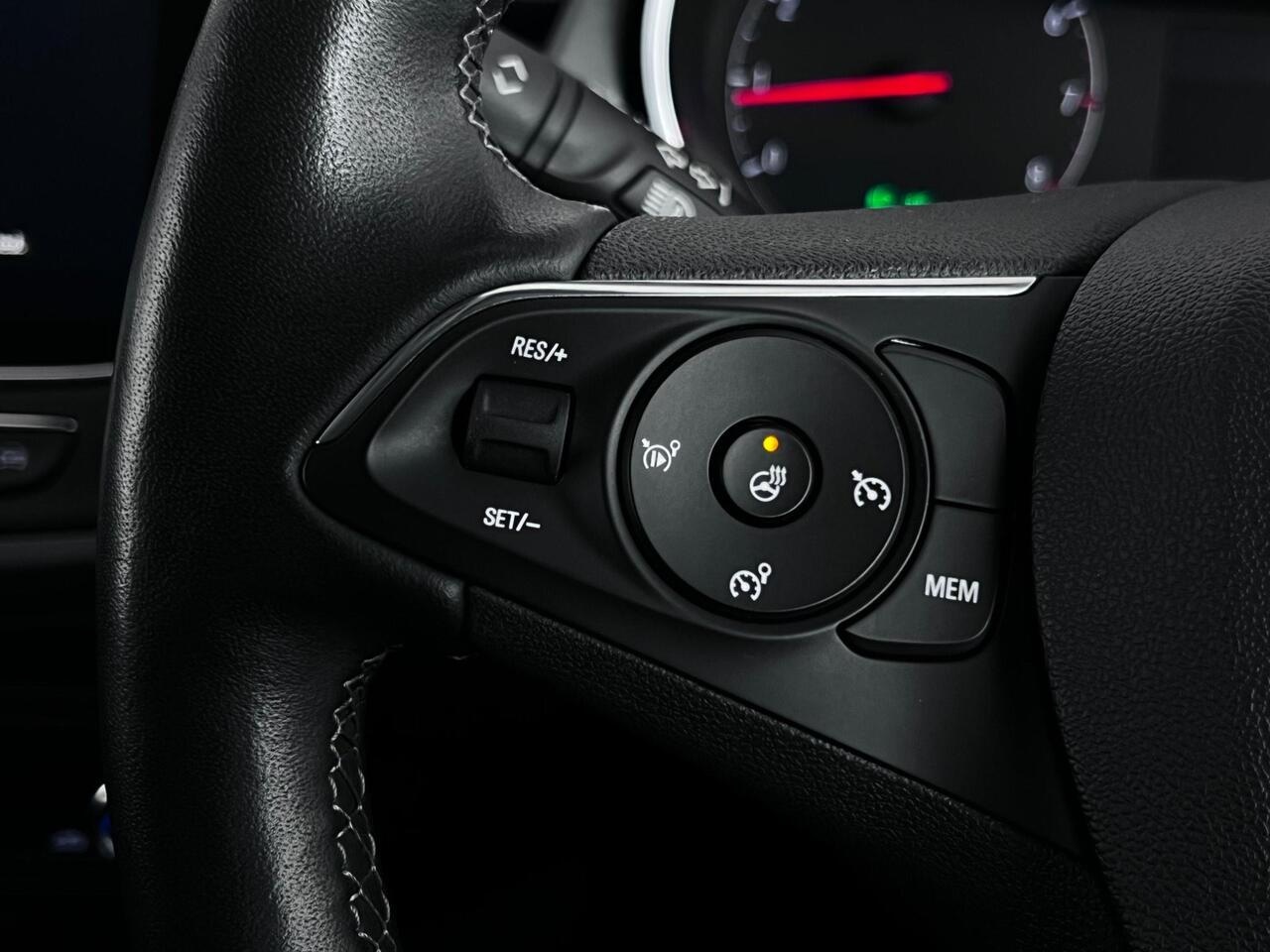 Vauxhall Crossland thumbnail Misc Controls