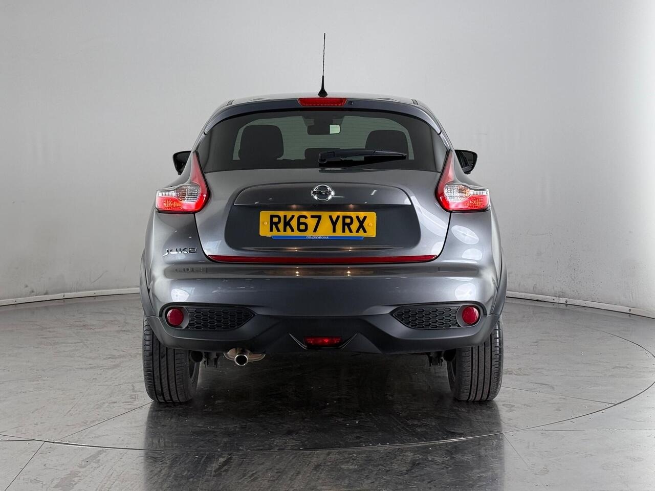 Nissan Juke thumbnail Rear