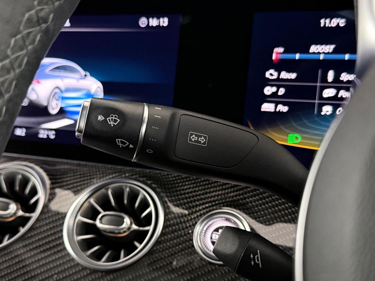 Mercedes-Benz AMG GT thumbnail Misc Controls