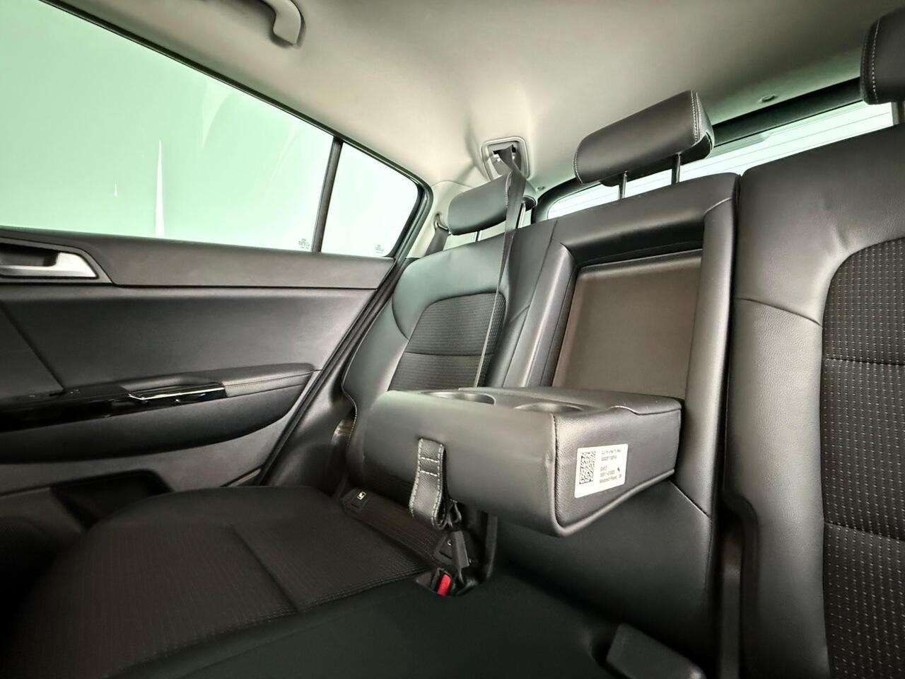 Kia Sportage thumbnail Seats Rear