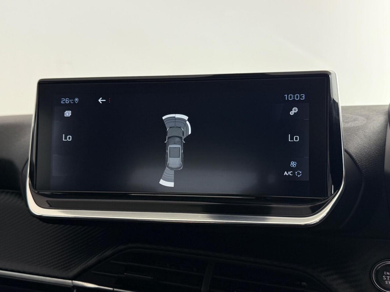 Peugeot 2008 thumbnail Infotainment System