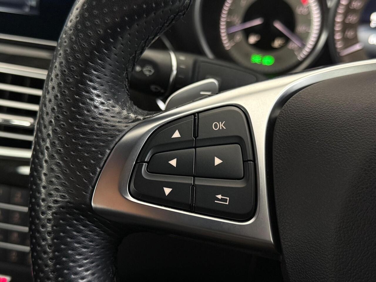 Mercedes-Benz CLS thumbnail Misc Controls