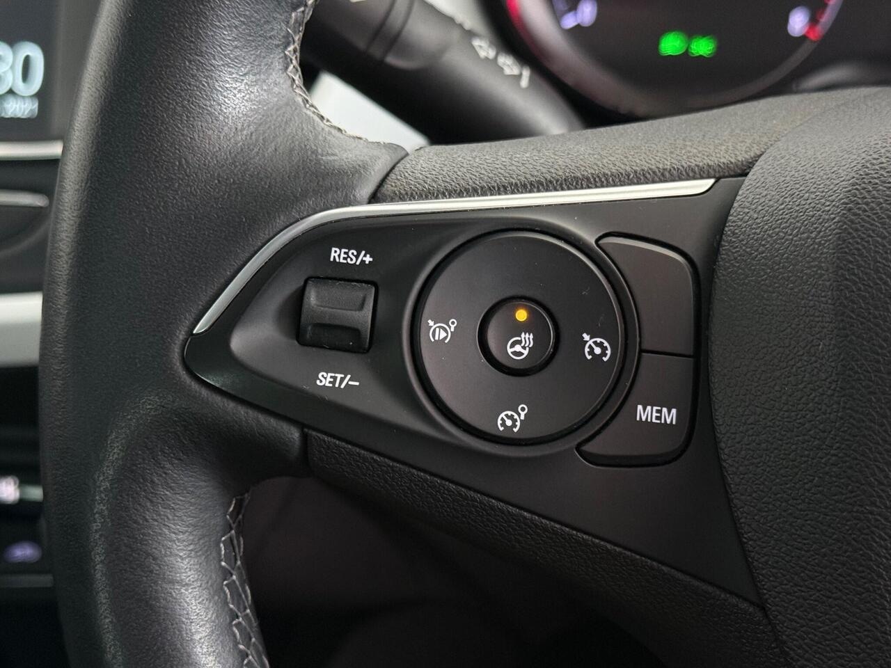 Vauxhall Crossland thumbnail Misc Controls