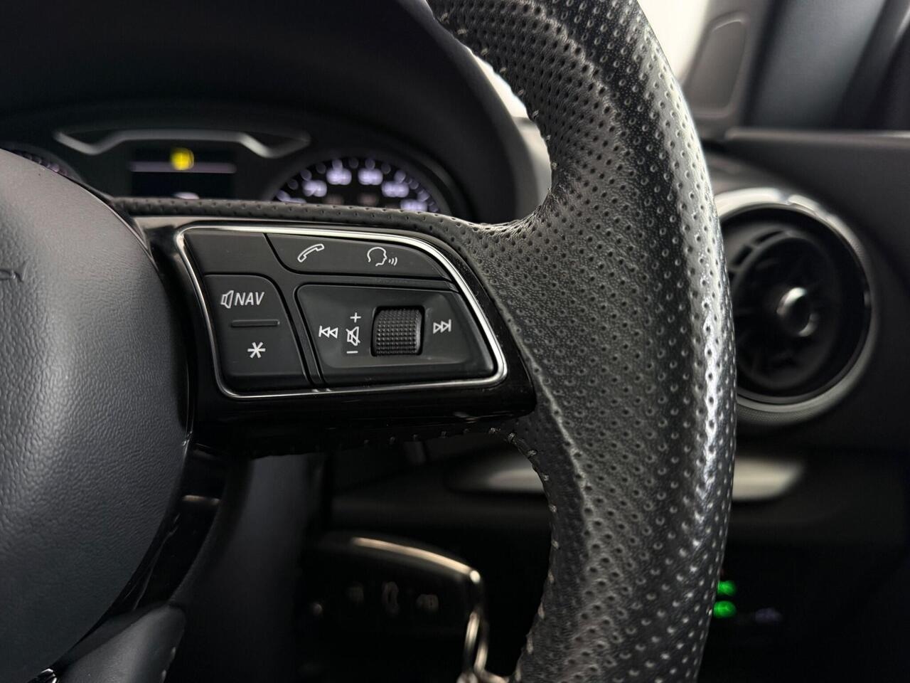 Audi A3 Cabriolet thumbnail Misc Controls