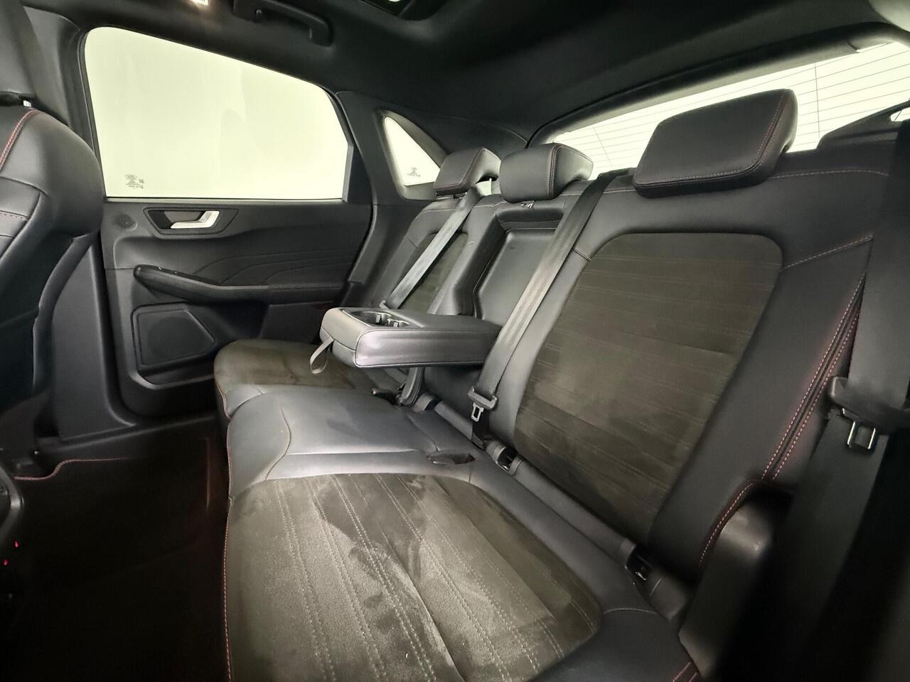 Ford Kuga thumbnail Seats Rear