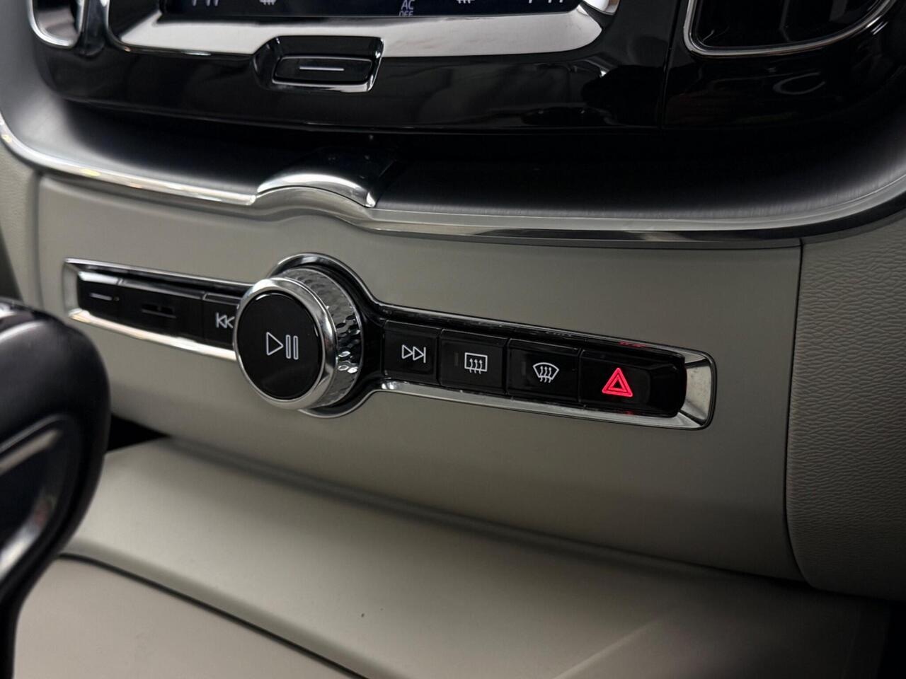 Volvo XC60 thumbnail Inconclusive