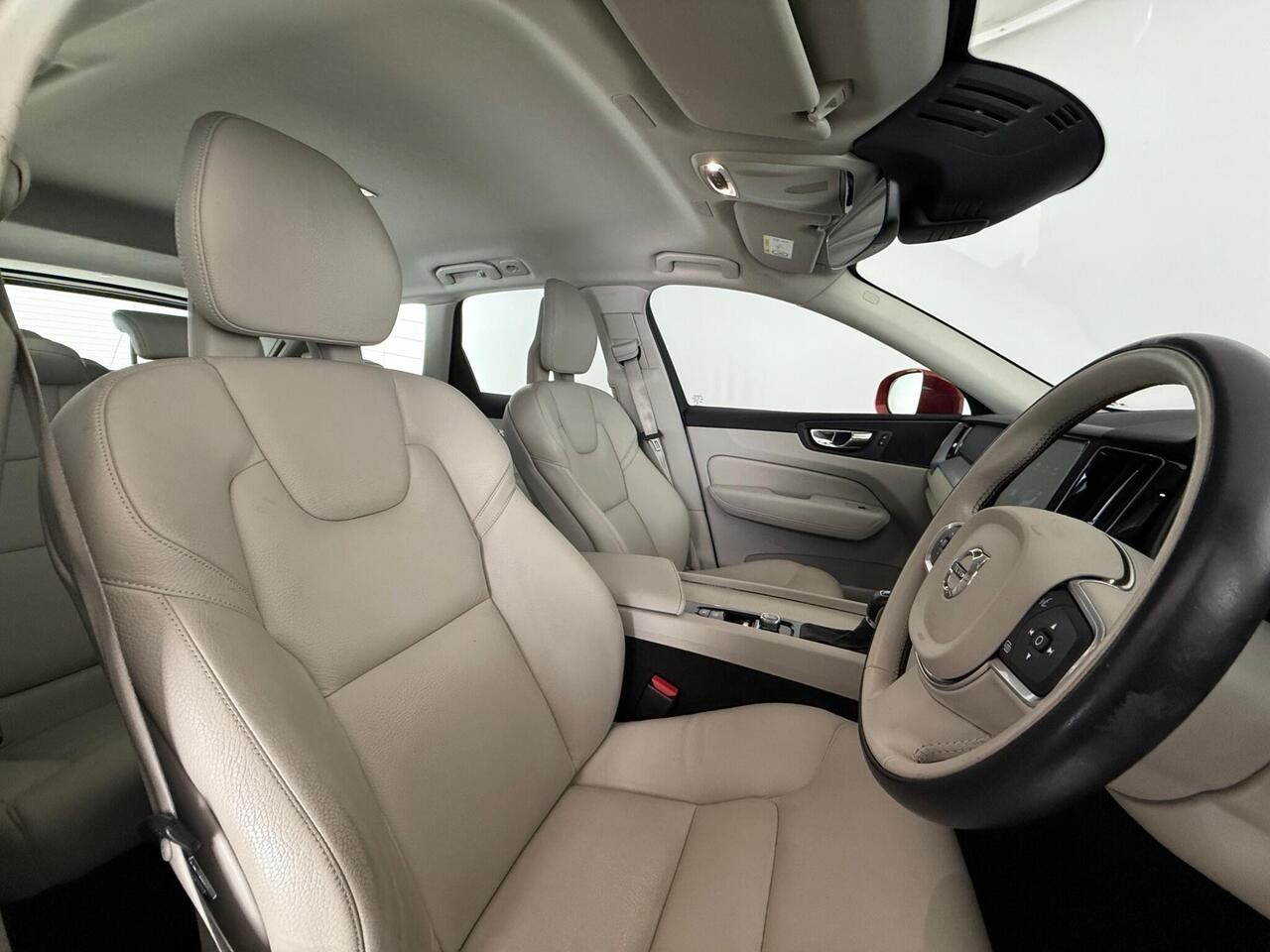 Volvo XC60 thumbnail Seat Driver