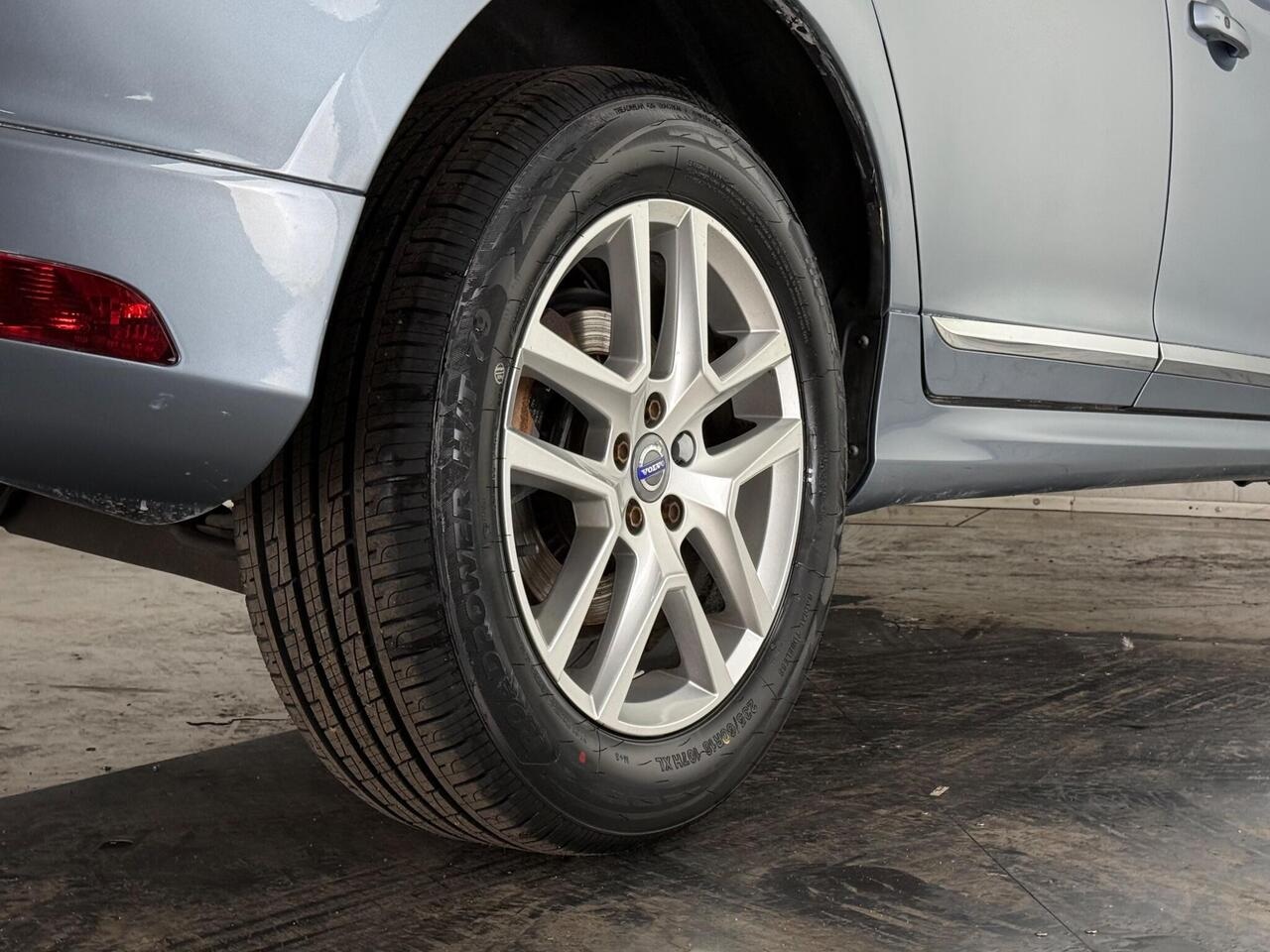 Volvo XC60 thumbnail Wheel